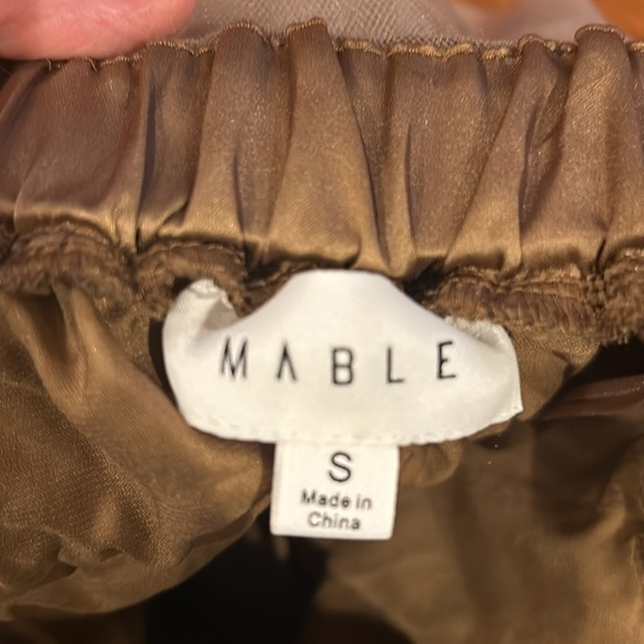 Mable brand size small tiered tulle skirt. Taupe color. - Picture 6 of 6